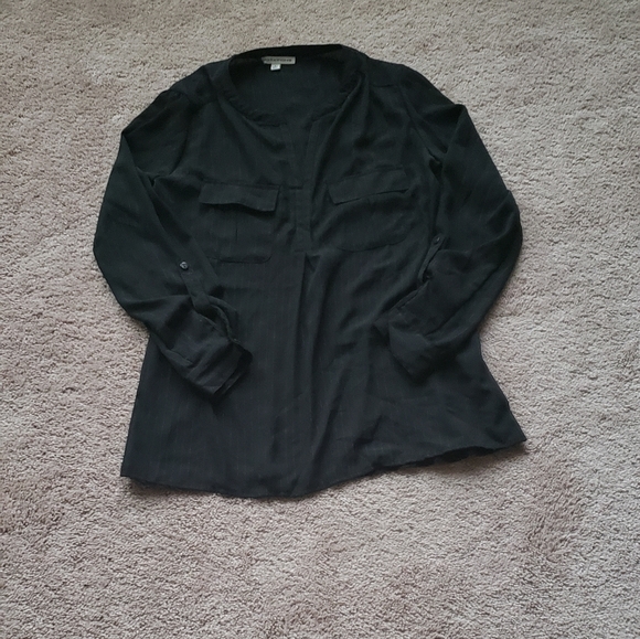 Notations s metallic silver stripes vneck flowy button tab sleeves - Picture 6 of 6